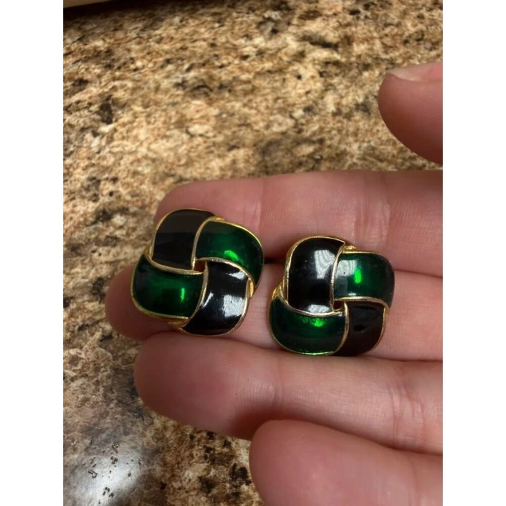 Vintage Gold Tone Green Black Enamel Knot Stud Earrings Woven Statement Retro
